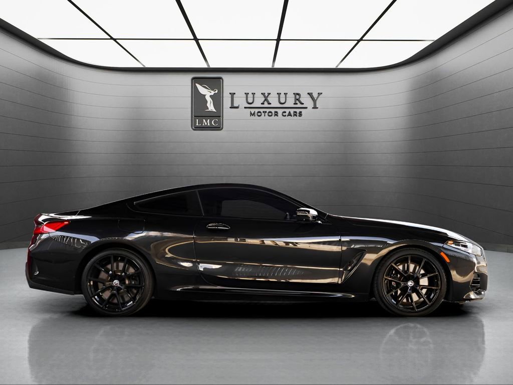Used 2023 BMW M850i xDrive Coupe image 3