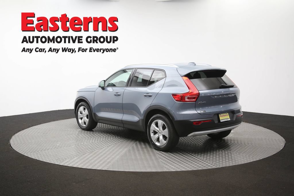 Used 2021 Volvo XC40 T4 Momentum FWD image 63