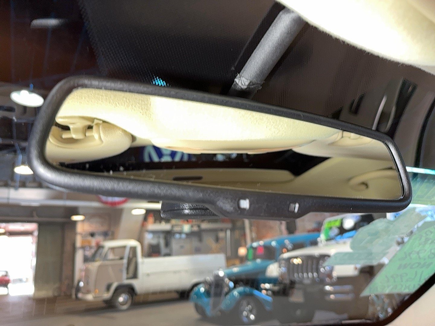 Used 2007 Lincoln Town Car Signature RWD image 40