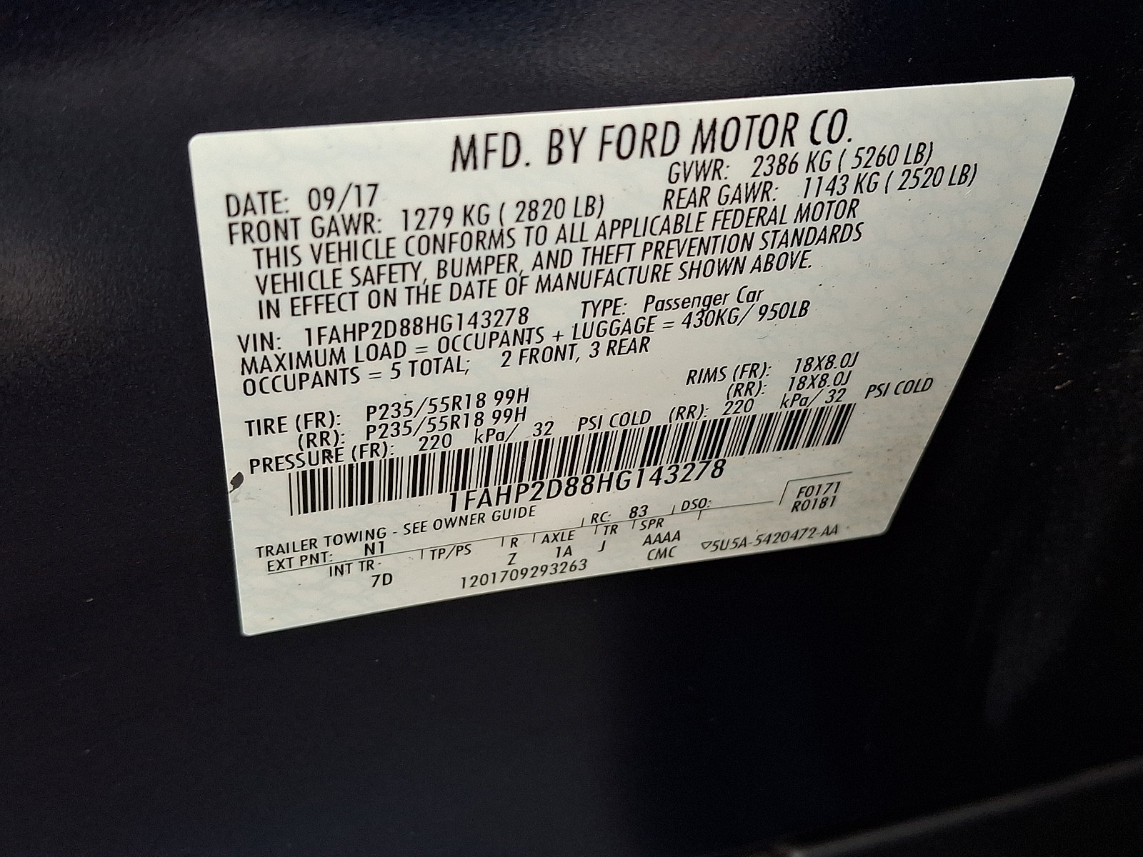 Certified 2017 Ford Taurus SE FWD image 27