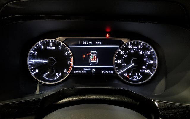 Used 2024 Nissan Pathfinder SV image 18