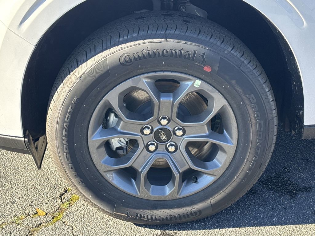 New 2026 Ford Maverick XLT image 11