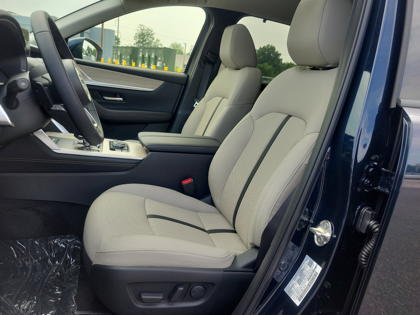 New 2024 MAZDA CX-90 3.3 Turbo w/ Preferred Plus image 8