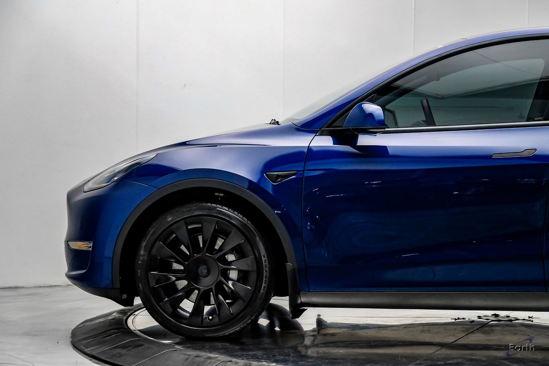Used 2021 Tesla Model Y Long Range AWD/4WD image 7
