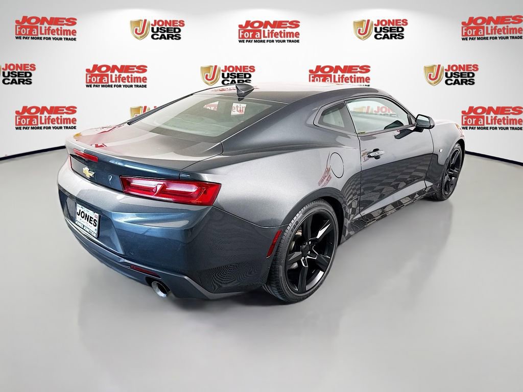 Used 2018 Chevrolet Camaro LT RWD image 15