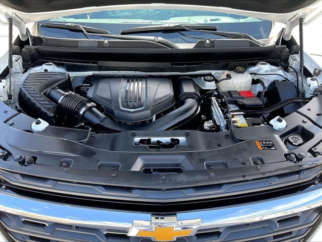 Used 2024 Chevrolet Traverse LS FWD image 10