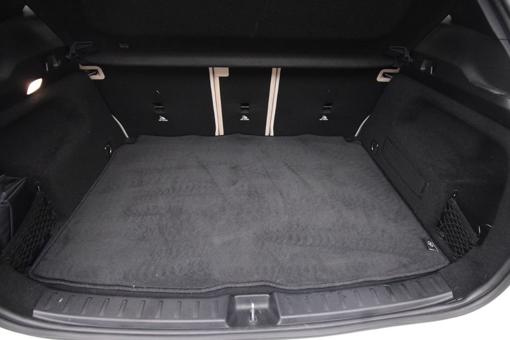 Used 2021 Mercedes-Benz GLA 250 4MATIC image 31
