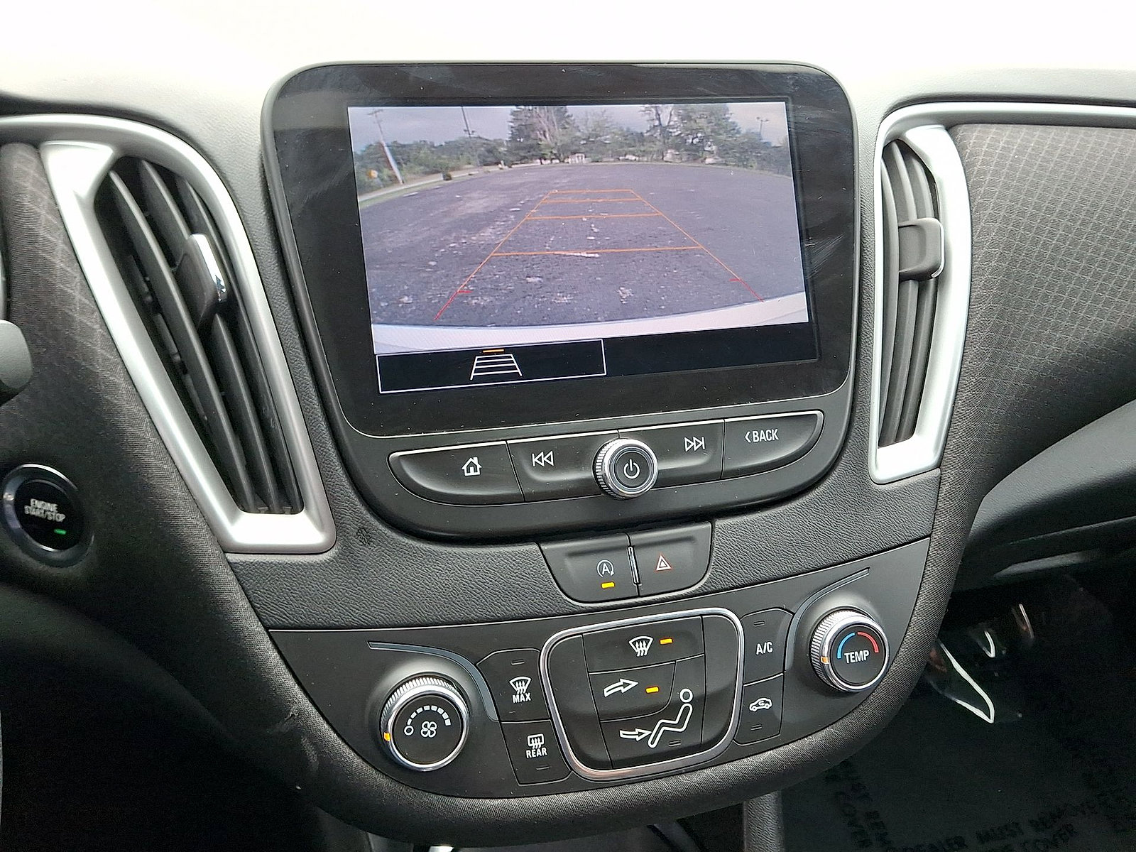 Used 2022 Chevrolet Malibu LS w/ Driver Confidence Package II FWD image 15