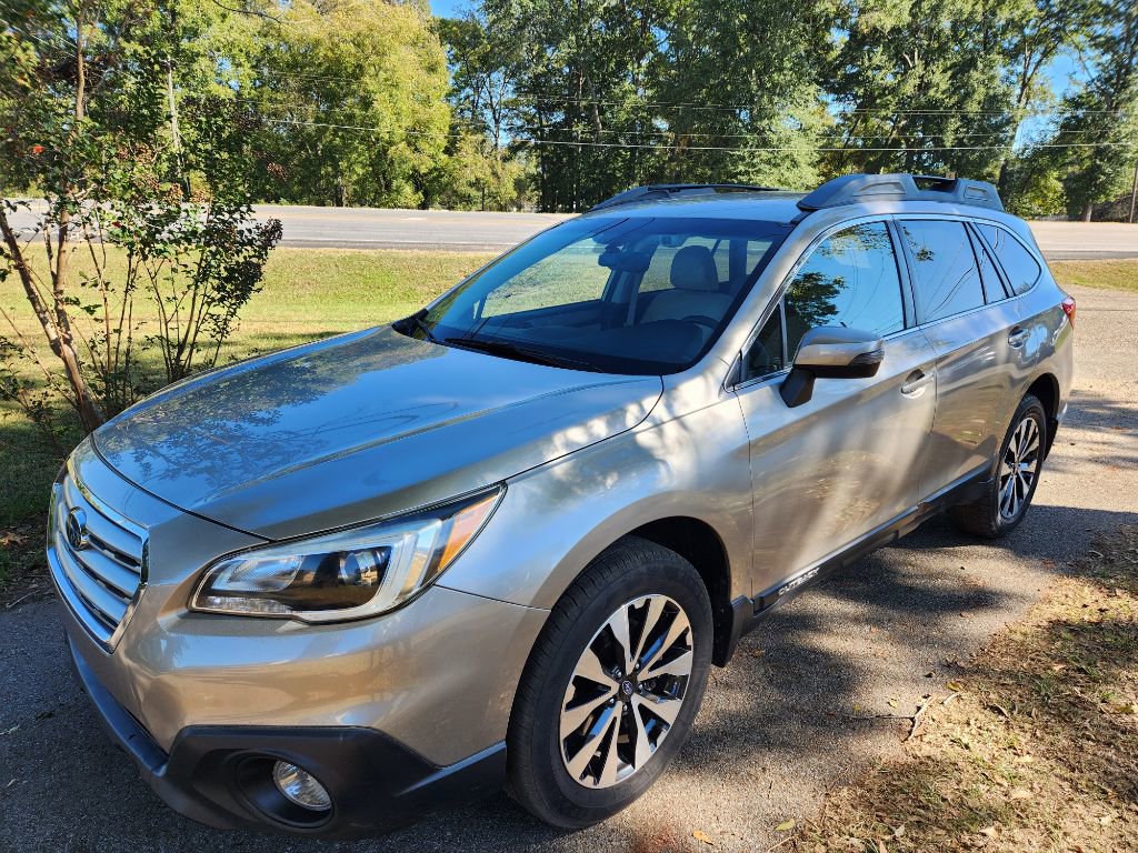 Used 2017 Subaru Outback 2.5i Premium image 1