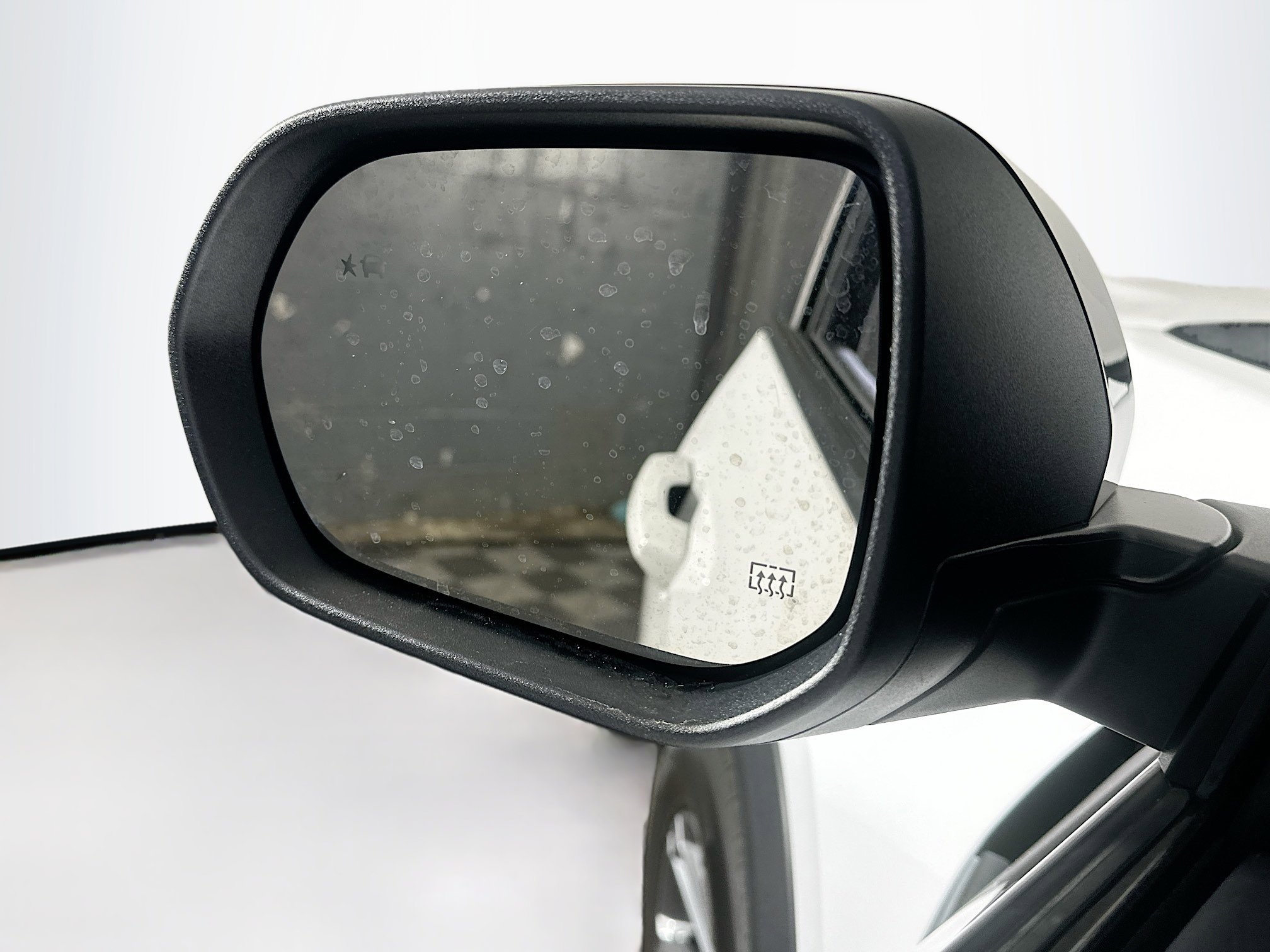 Used 2025 GMC Terrain Elevation AWD/4WD image 16