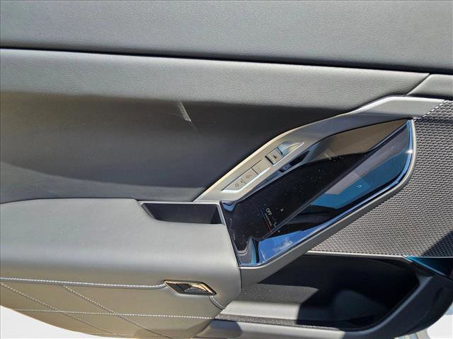 New 2026 BMW i7 M70 RWD image 21