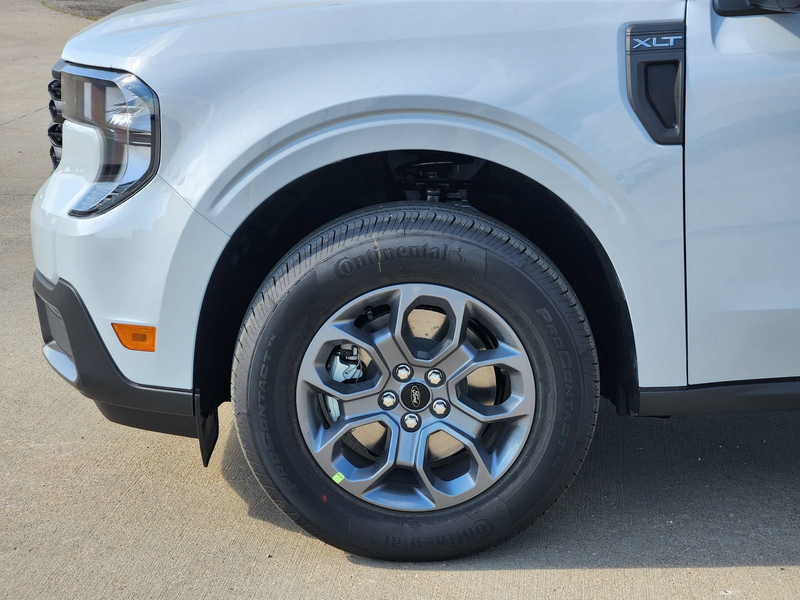 New 2026 Ford Maverick XLT FWD image 9
