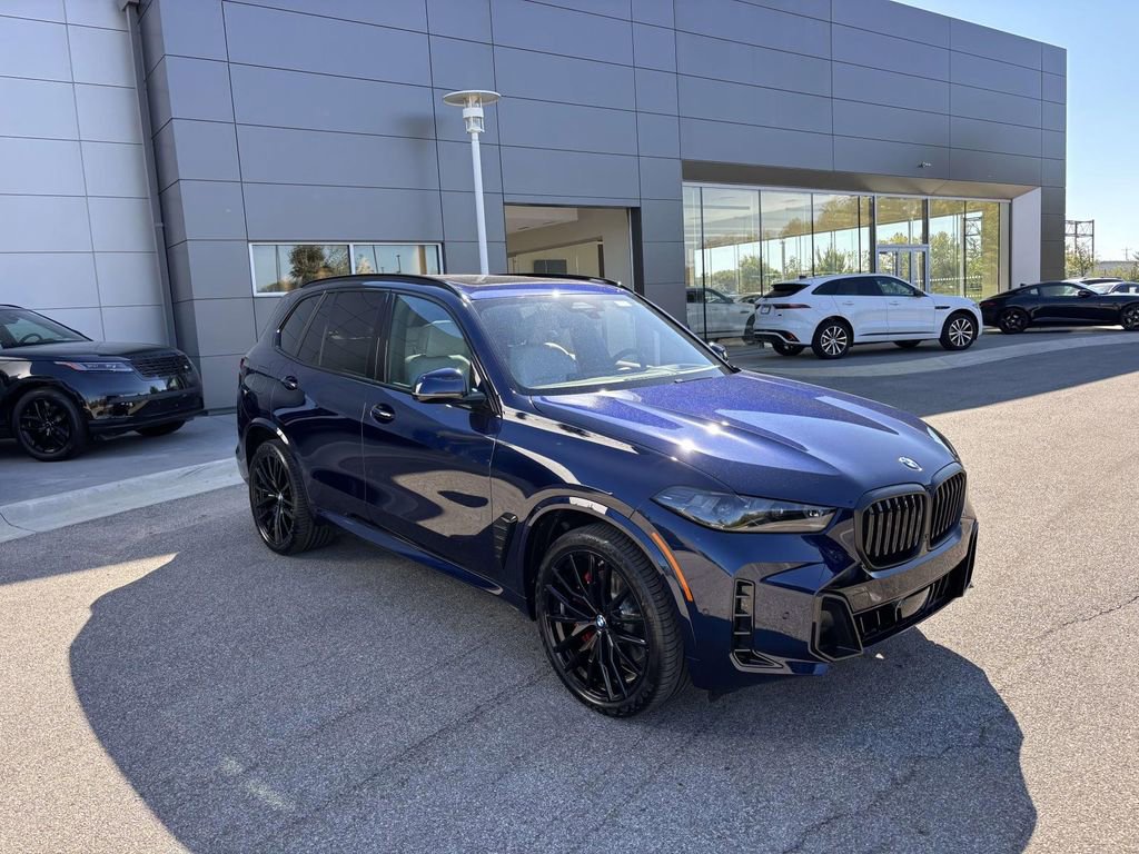 New 2026 BMW X5 xDrive40i w/ M Sport Package image 1