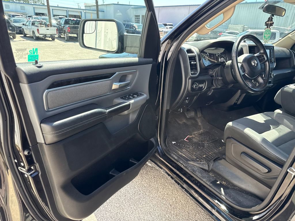 Used 2019 RAM 1500 Big Horn RWD image 10