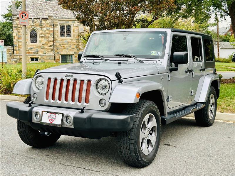 Used 2018 Jeep Wrangler Unlimited Sahara w/ Connectivity Group image 2