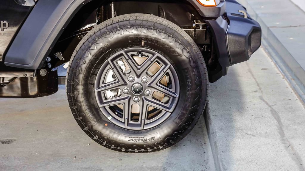 New 2026 Jeep Wrangler Unlimited Sport AWD/4WD image 11