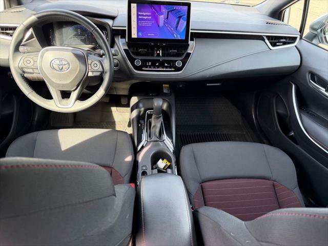 Certified 2025 Toyota Corolla SE w/ SE Premium Package FWD image 19