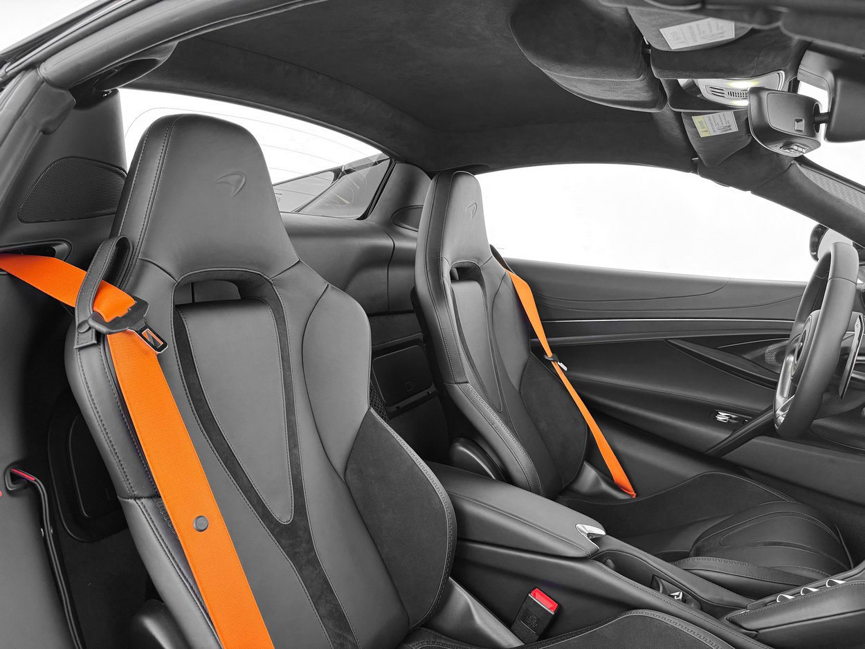 New 2026 McLaren 750S Spider RWD image 26