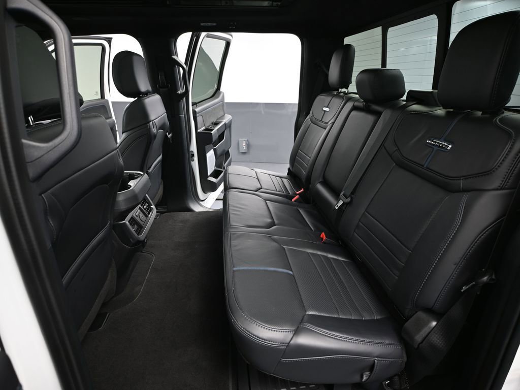 Used 2025 Ford F250 Platinum image 41