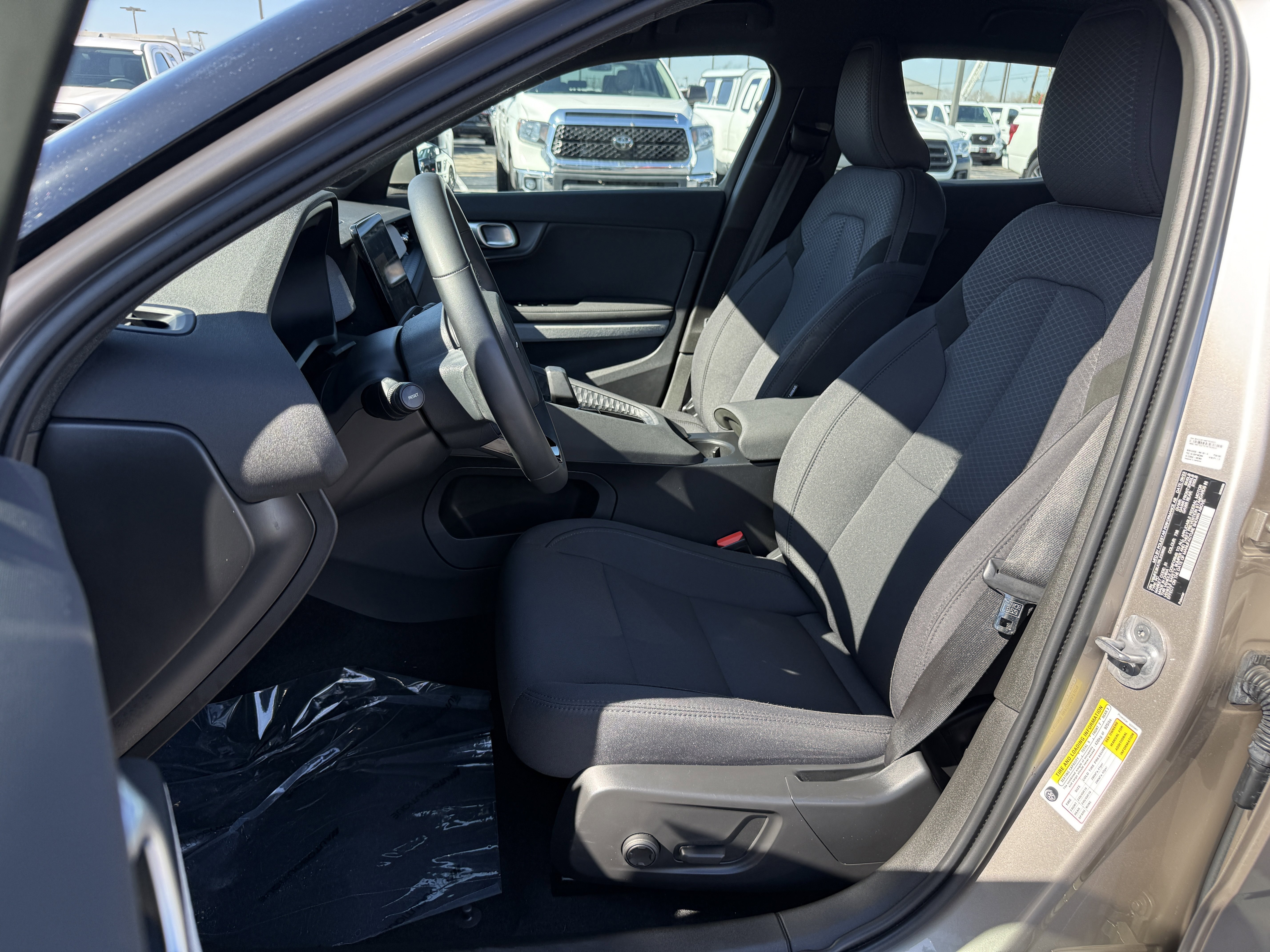 Used 2024 Polestar Polestar 2 image 29