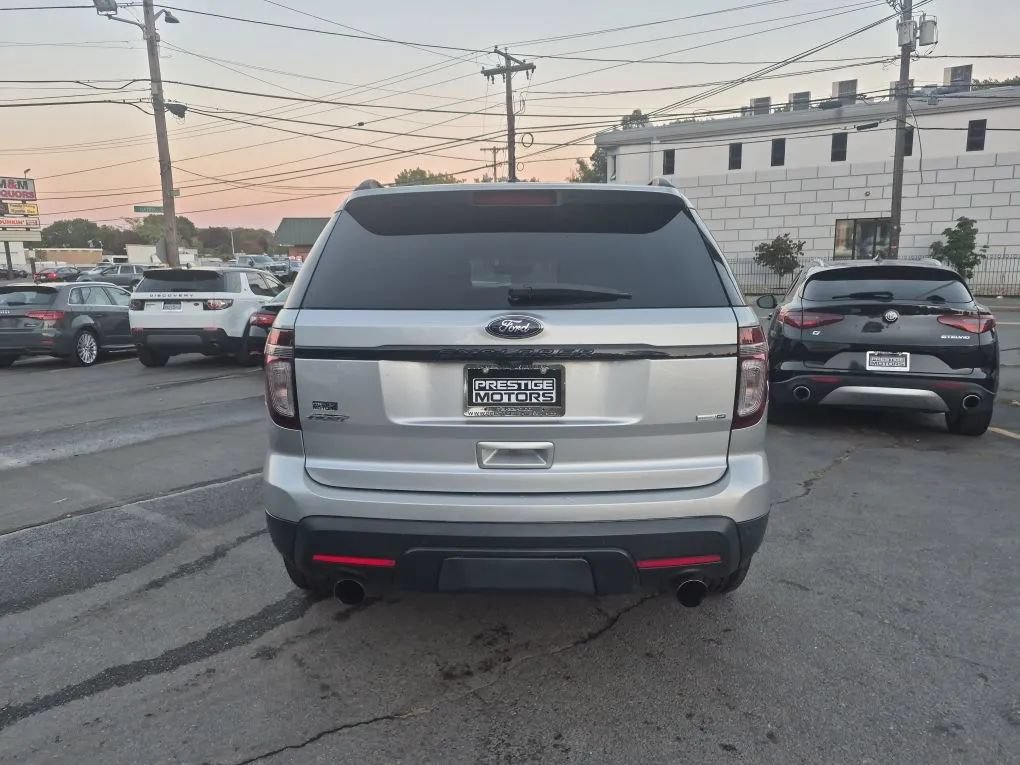 Used 2015 Ford Explorer Sport w/ Equipment Group 401A AWD/4WD image 5