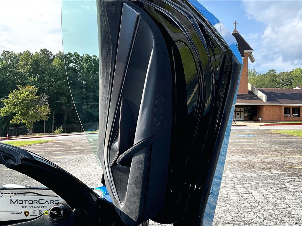 Used 2024 McLaren 750S Spider RWD image 19