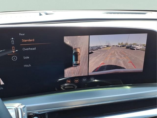 Used 2025 Cadillac Lyriq Luxury w/ LPO, Floor Liner Package AWD/4WD image 6