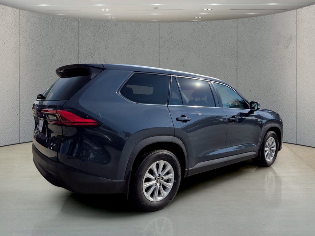 Used 2024 Toyota Grand Highlander FWD image 5