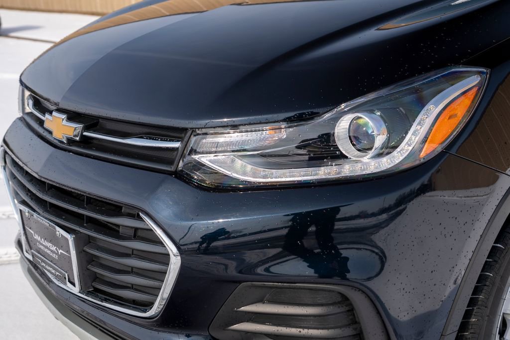 Certified 2021 Chevrolet Trax LT w/ Driver Confidence Package image 10