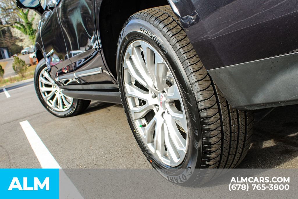 Used 2023 GMC Yukon Denali image 15