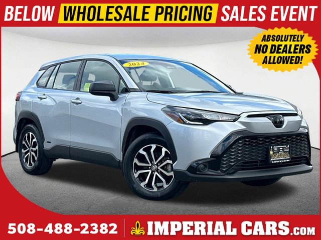 Used 2024 Toyota Corolla Cross S AWD/4WD image 1