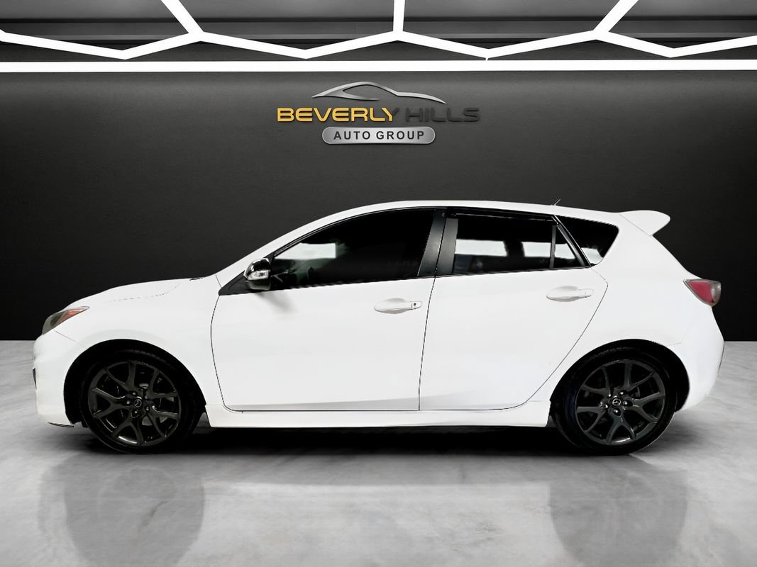 Used 2013 MAZDA MAZDA3 Touring FWD image 2