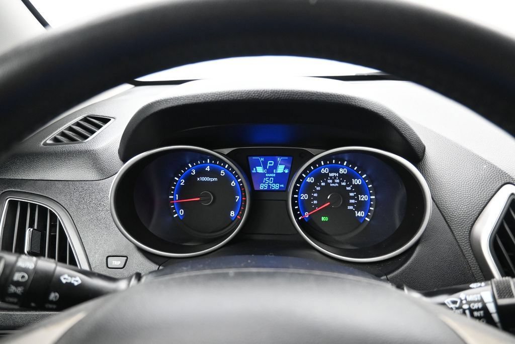 Used 2013 Hyundai Tucson Limited w/ Premium Pkg FWD image 18