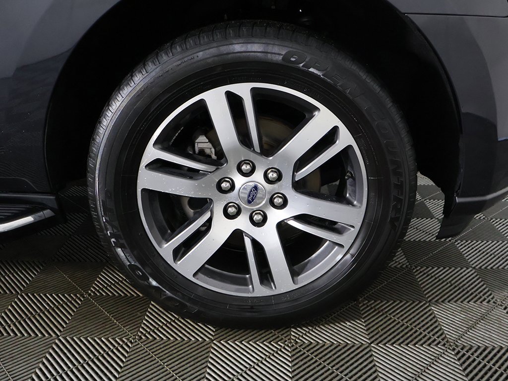 Used 2022 Ford Expedition Limited image 28