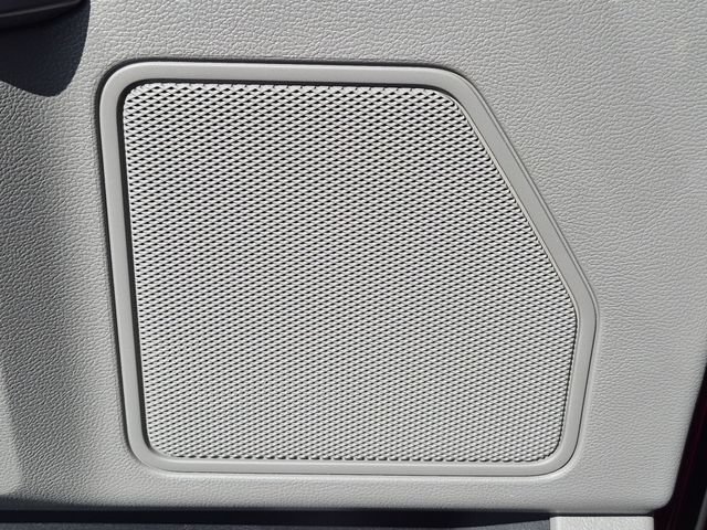Used 2019 Ford F150 XLT w/ Equipment Group 302A Luxury AWD/4WD image 26