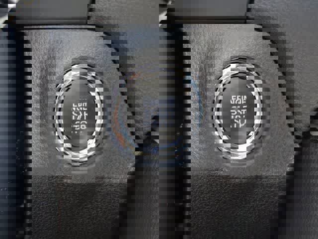 Used 2025 Toyota RAV4 XLE image 15