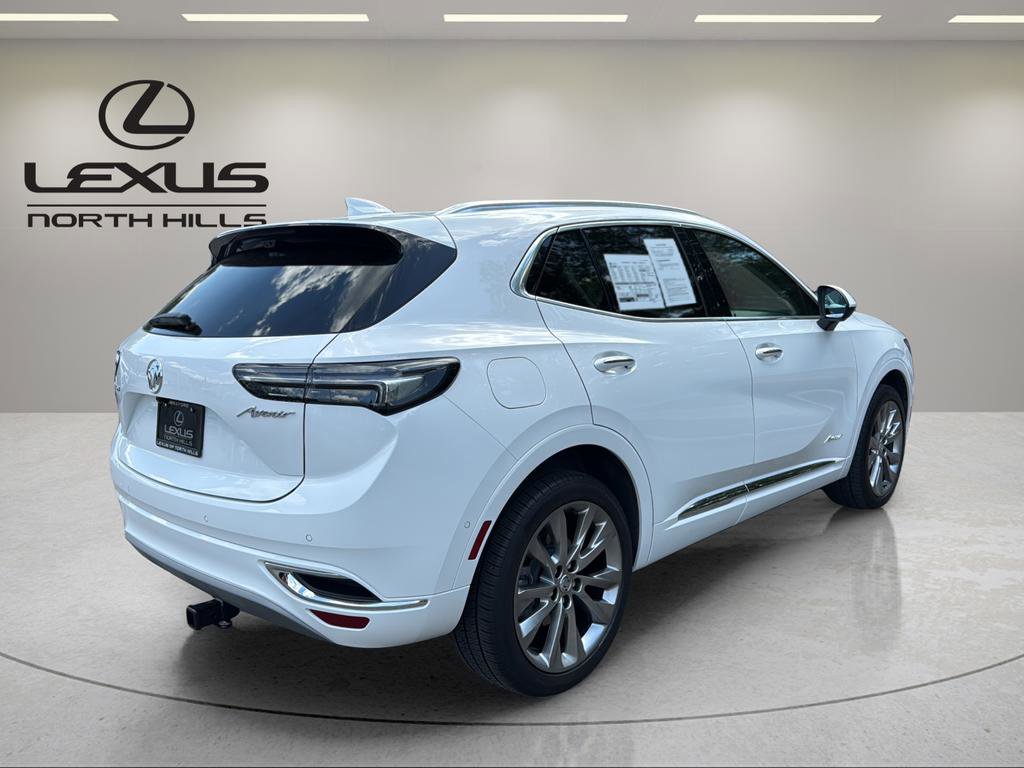 Used 2022 Buick Envision Avenir w/ Technology Package II AWD/4WD image 6