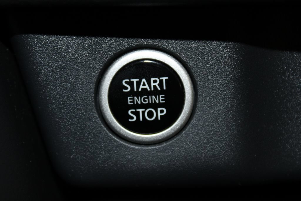 Used 2023 Nissan Rogue SV AWD/4WD image 39