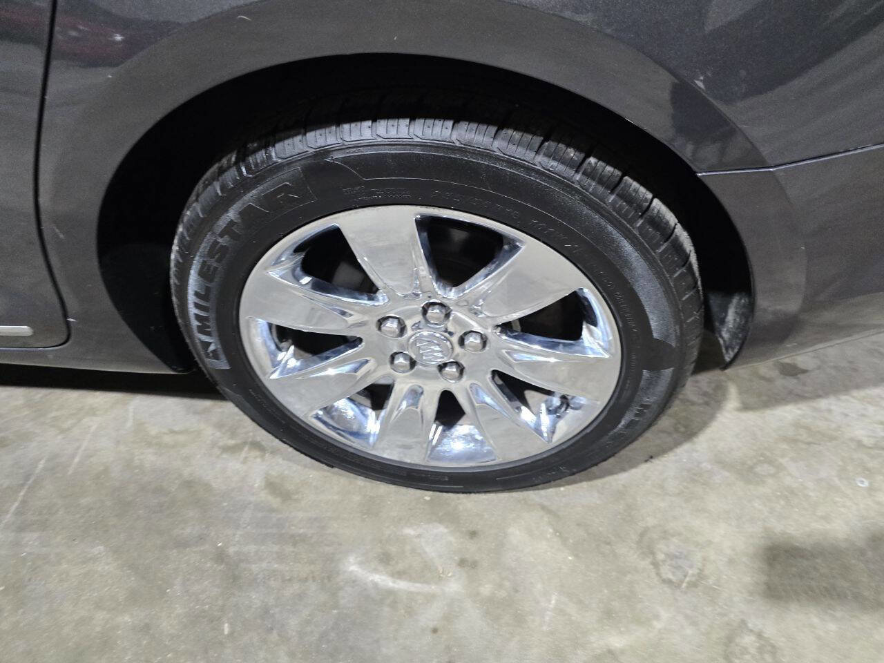 Used 2013 Buick LaCrosse Premium image 22