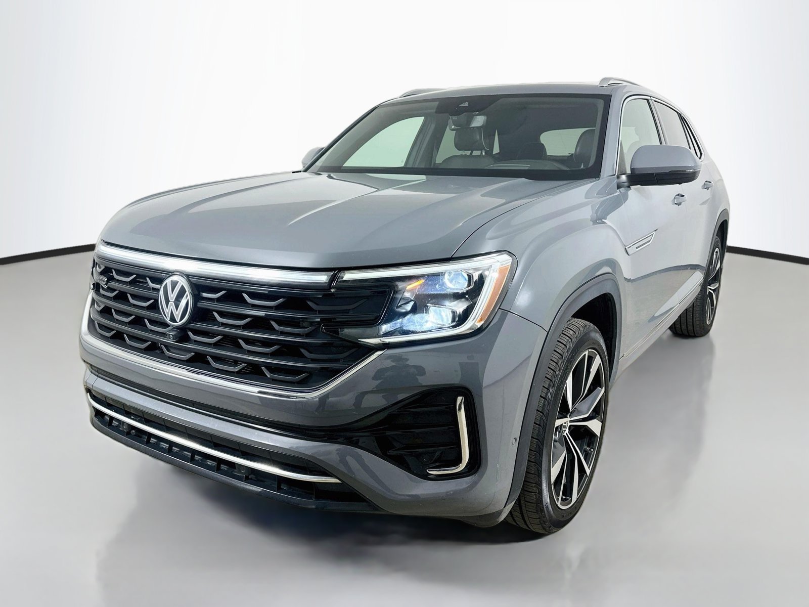 Used 2024 Volkswagen Atlas Cross Sport SEL Premium R-Line
