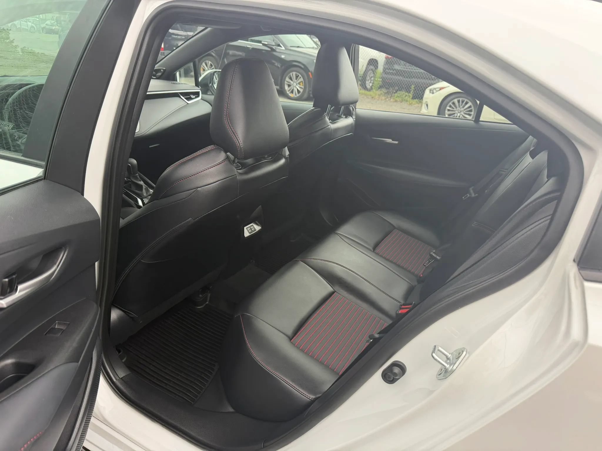 Used 2025 Toyota Corolla XSE FWD image 27