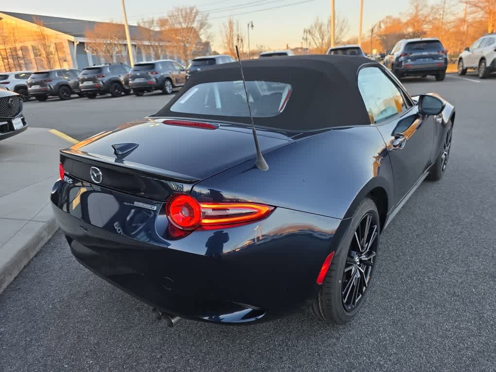 New 2025 MAZDA MX-5 Miata Grand Touring RWD image 6