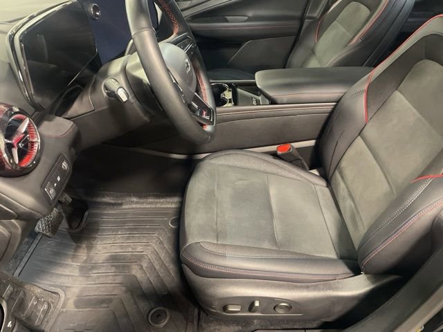 Used 2025 Chevrolet Blazer EV RS image 16