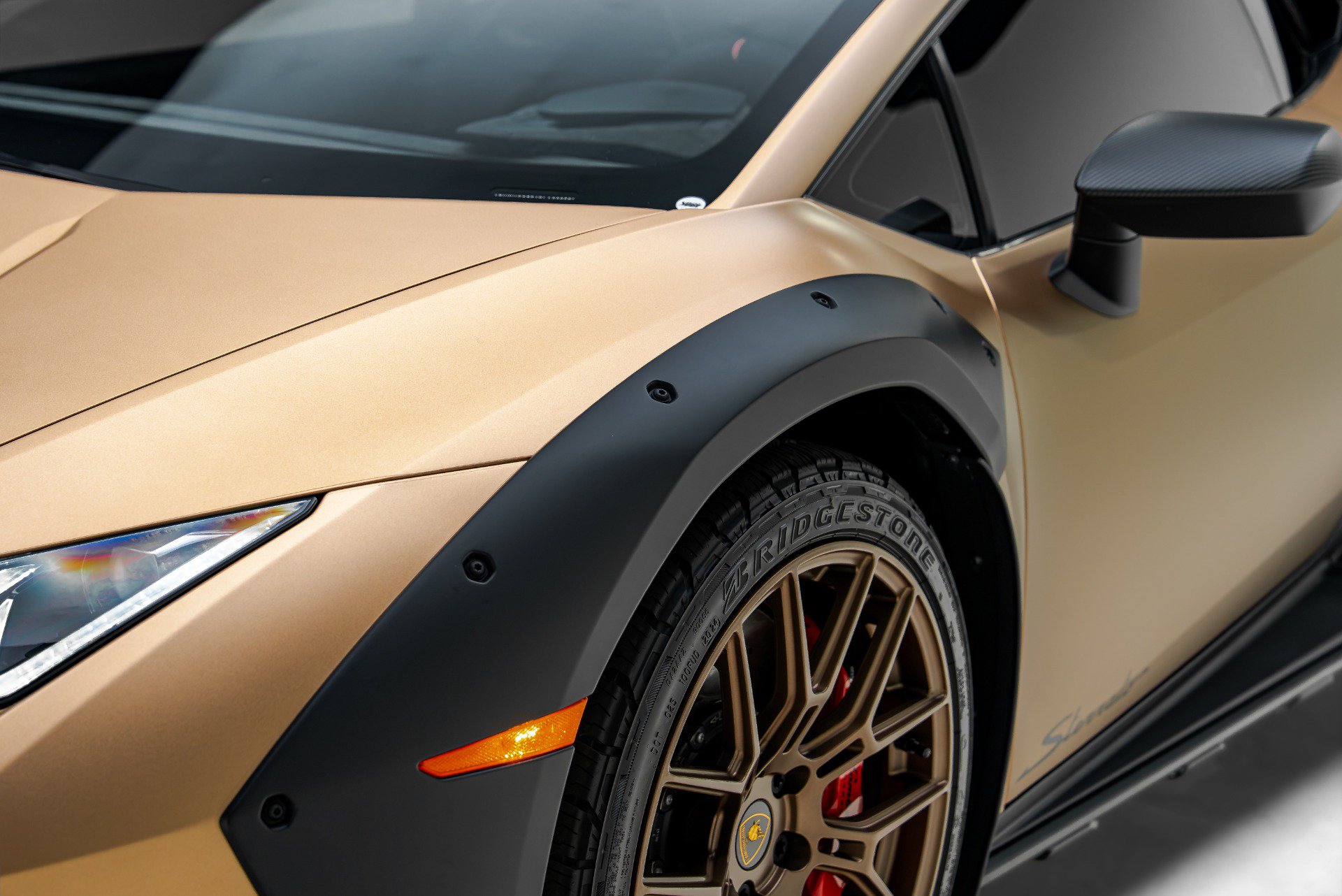 Used 2024 Lamborghini Huracan Sterrato AWD/4WD image 25