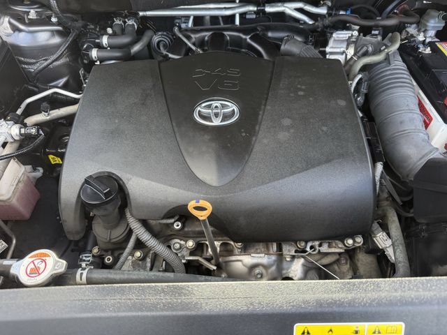 Used 2021 Toyota Highlander Platinum AWD/4WD image 39