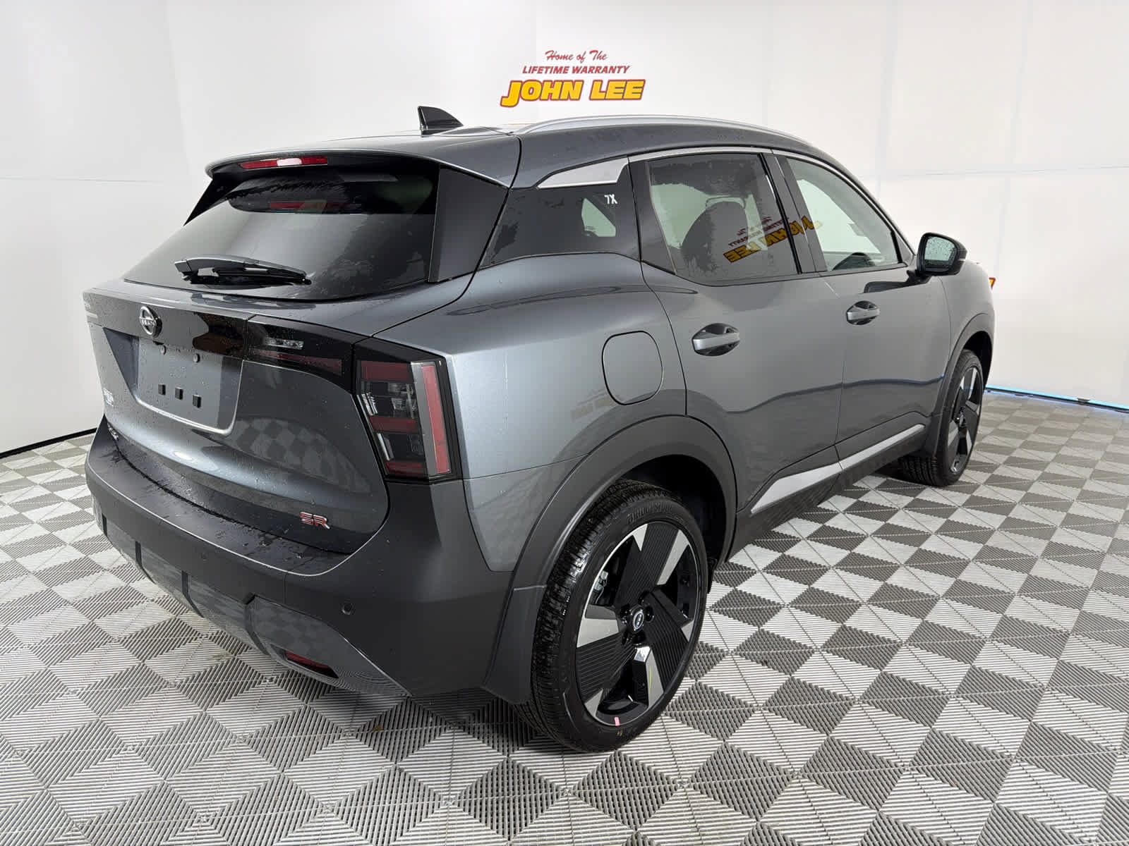 New 2026 Nissan Kicks SR image 7