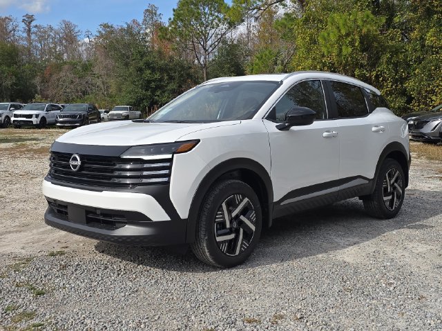 New 2026 Nissan Kicks SV w/ SV Premium Package FWD image 4