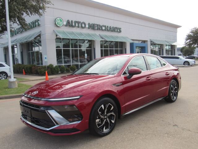 Used 2025 Hyundai Sonata SEL image 1