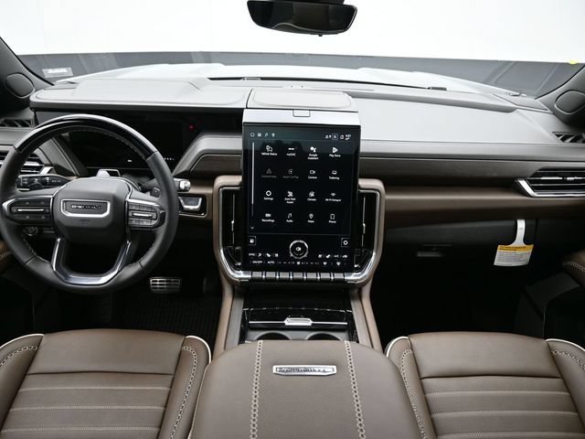 Used 2026 GMC Yukon XL Denali Ultimate AWD/4WD image 12