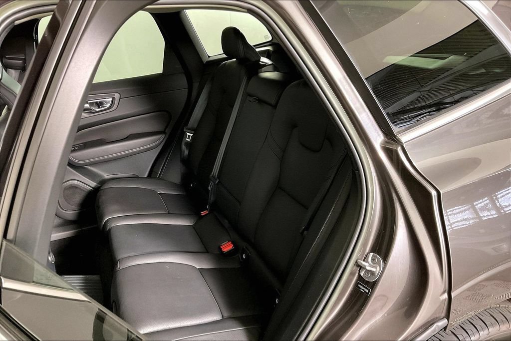 Used 2023 Volvo XC60 T8 Plus AWD/4WD image 25